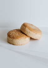 Load image into Gallery viewer, Gluten Free Burger Buns (4 Pack)
